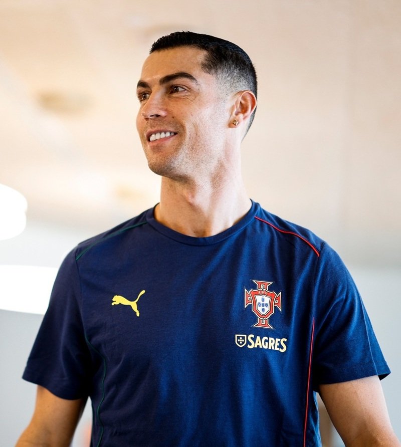 ảnh avatar ronaldo ngầu 4