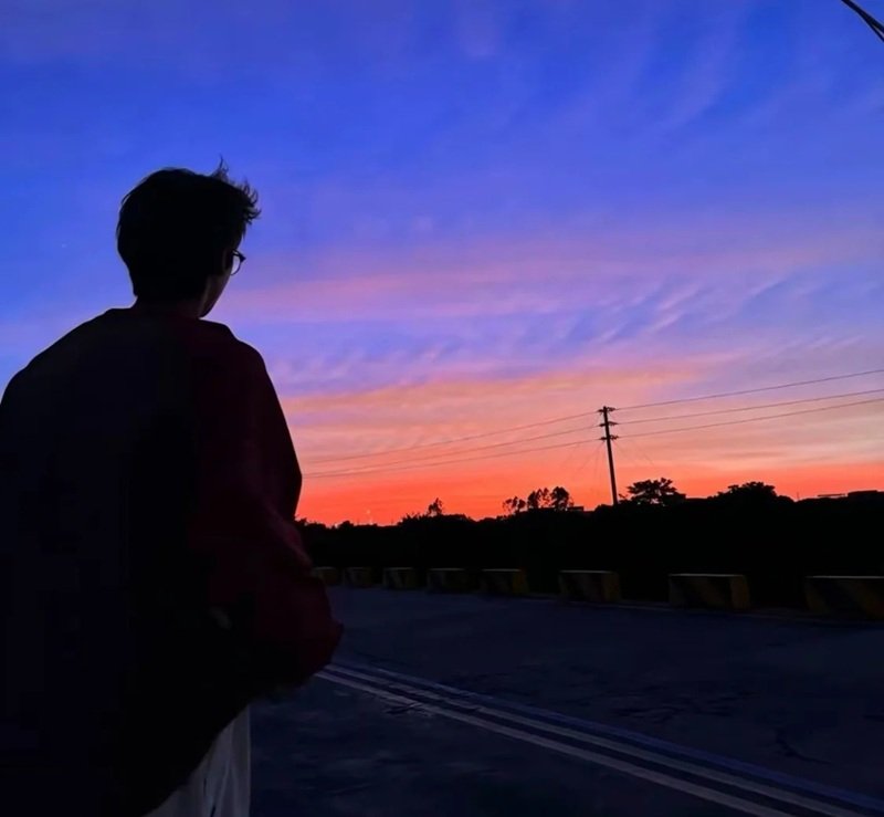 ảnh đại diện zalo buồn nam 6