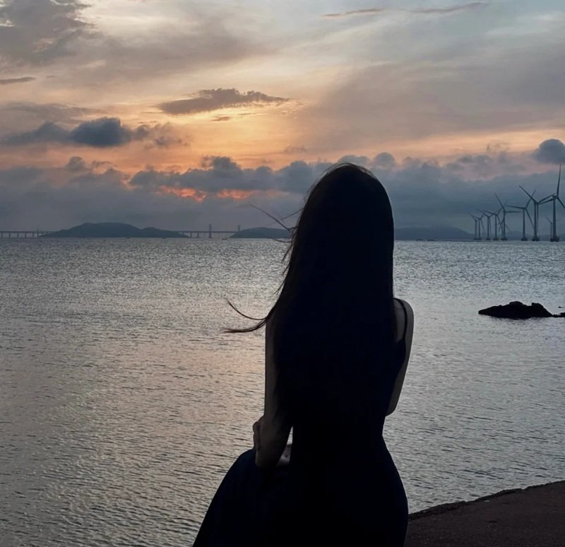 ảnh đại diện zalo buồn nữ 1