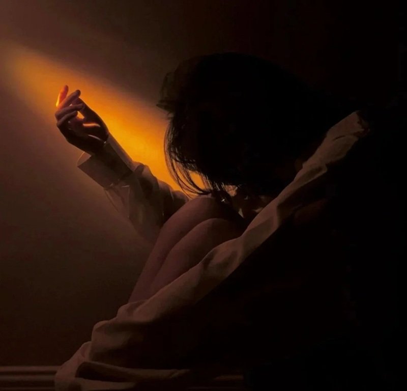 ảnh đại diện zalo buồn nữ 9