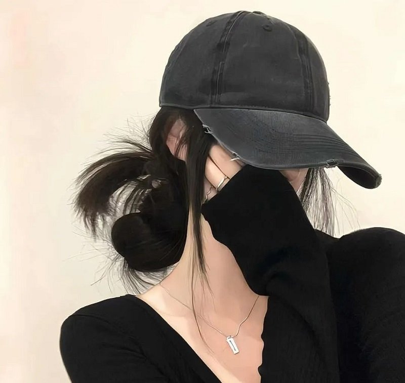 avatar ảnh cặp đôi che mặt 15