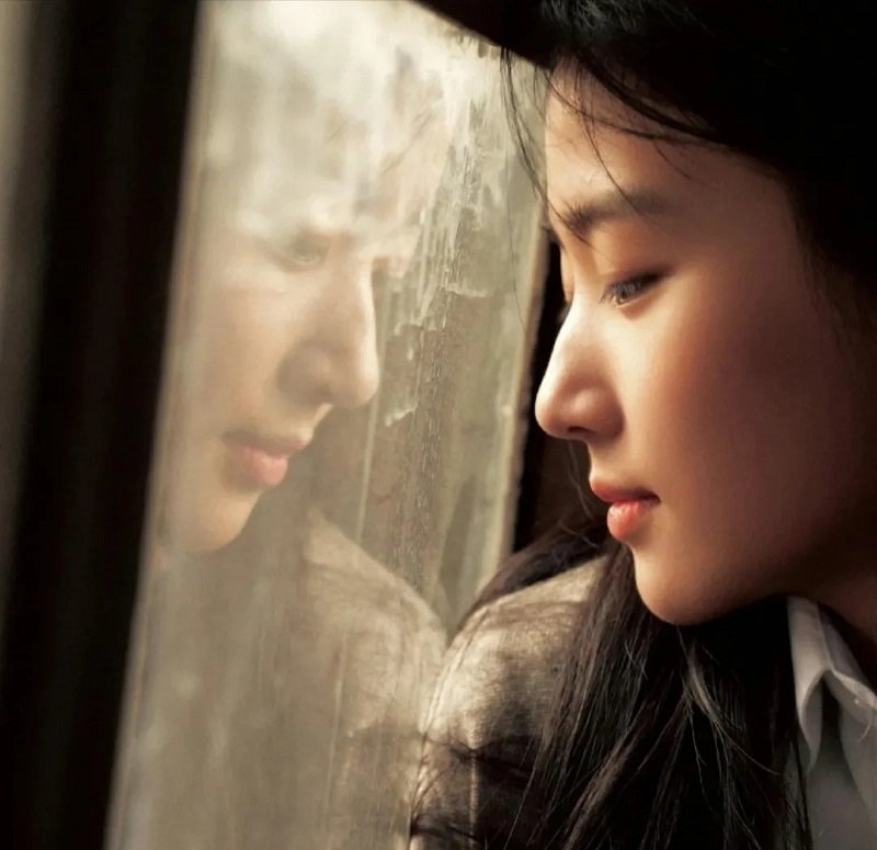 avatar buồn tâm trạng nữ 8