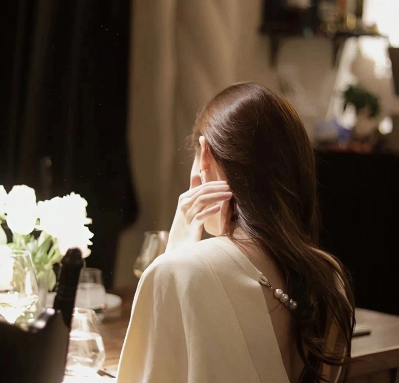 avatar cho người hướng nội nữ 10