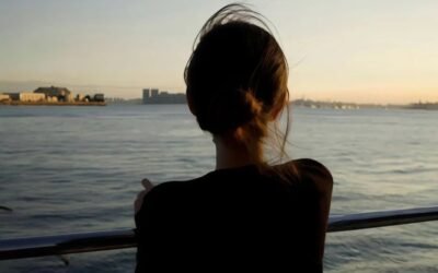 avatar cô đơn nữ 10