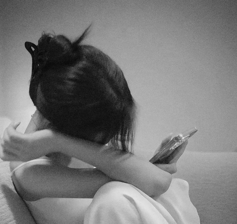 avatar cô đơn nữ 3