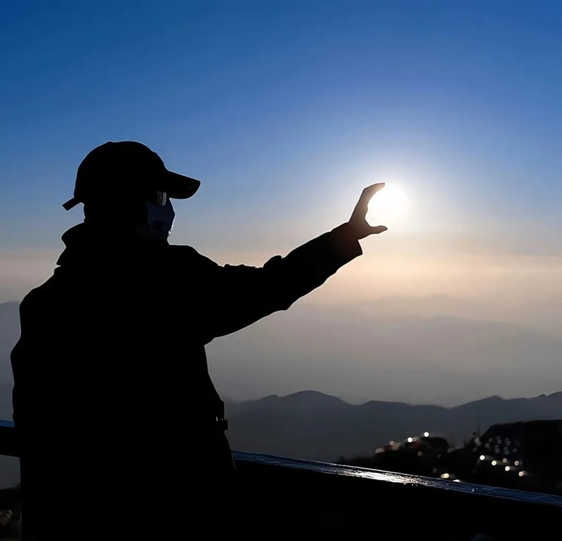 avatar cool ngầu ảnh trai đẹp che mặt 7