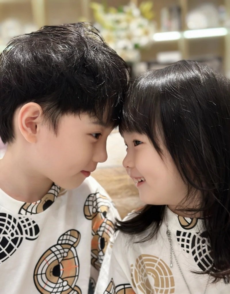 avatar đôi em bé dễ thương