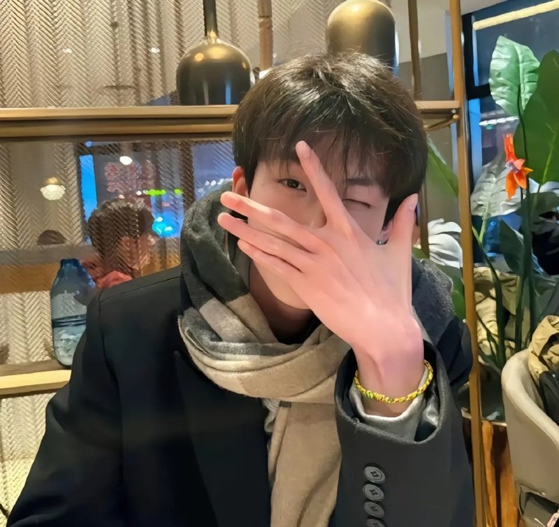 avatar trai che mặt 3