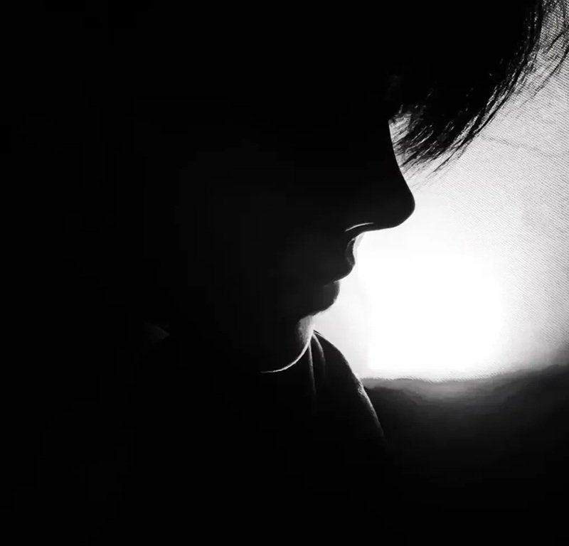 avatar trắng đen ngầu 8