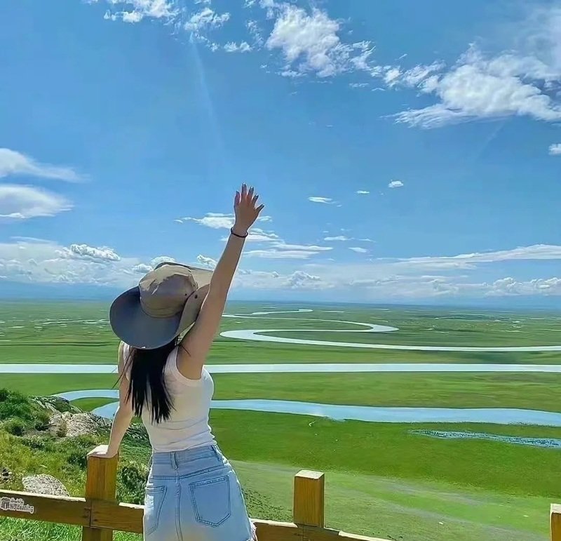 bầu trời xanh ảnh avatar đẹp cho con gái 3