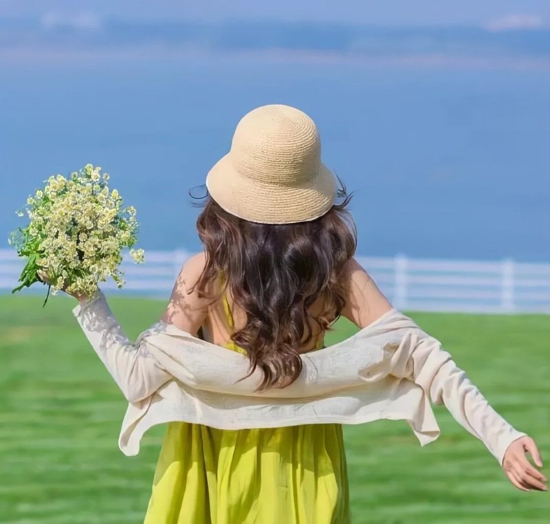 cute bầu trời xanh ảnh avatar đẹp cho con gái 14
