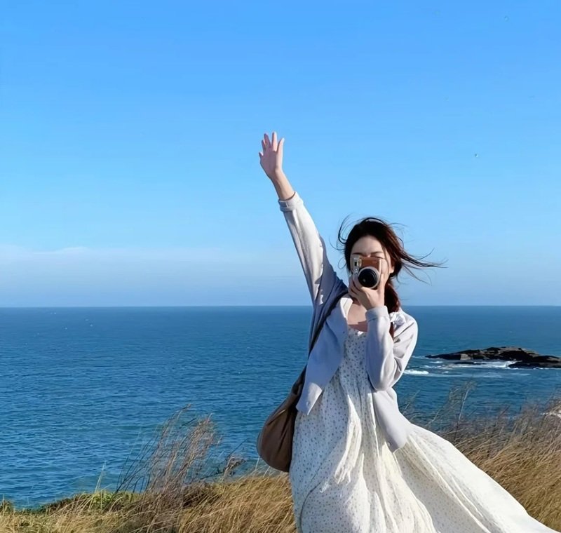cute bầu trời xanh ảnh avatar đẹp cho con gái 4