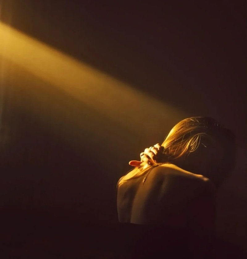 gái cô đơn avatar buồn 3