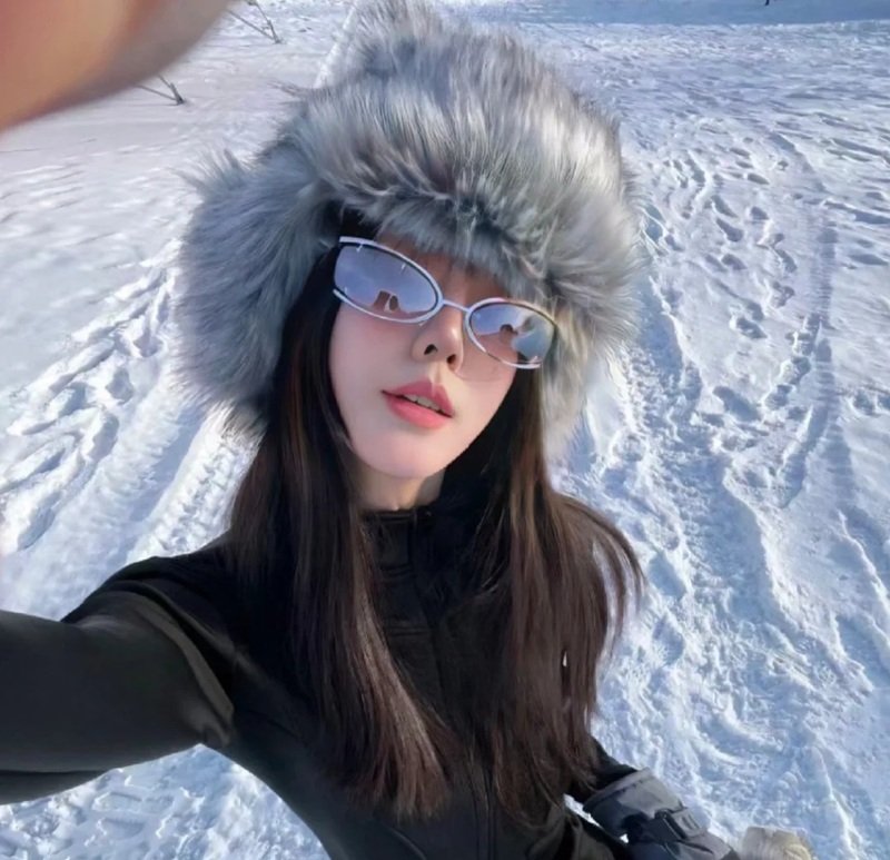 hình ảnh avatar cá tính nữ 14