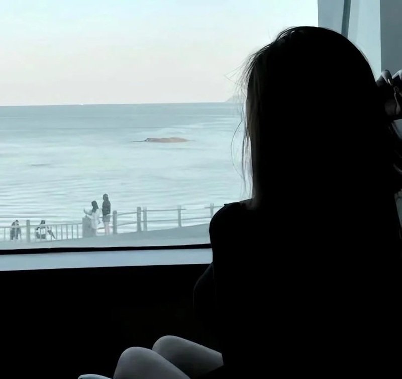 hình avatar buồn cô đơn nữ 1