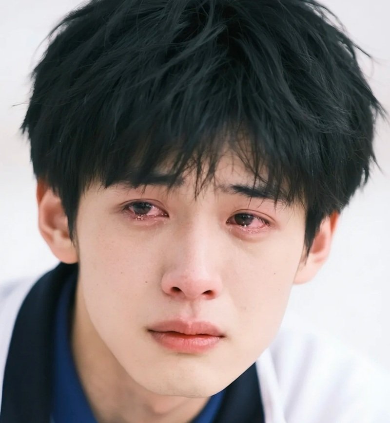 khóc cô đơn ảnh buồn tâm trạng 13