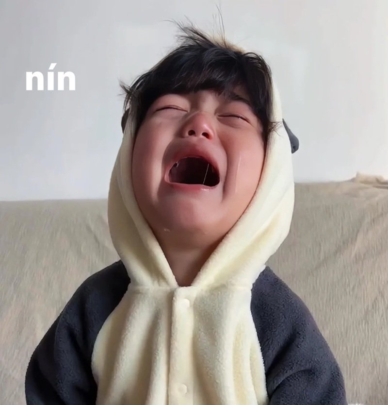 meme nín khóc