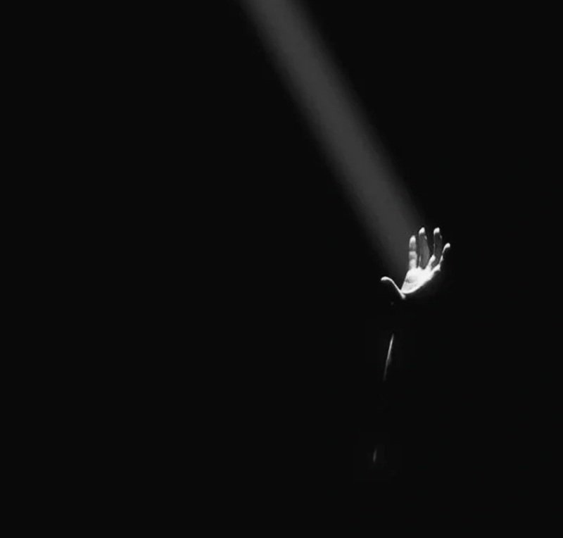 top 36 ảnh đại diện đẹp buồn 31