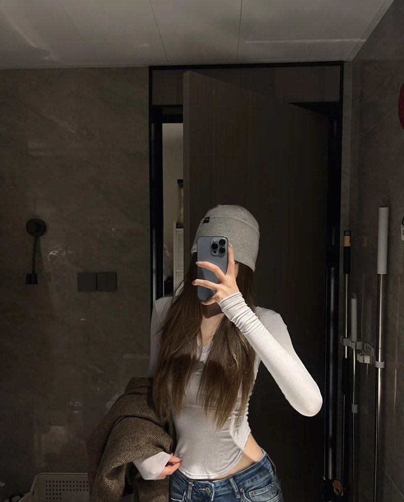 ảnh chụp trước gương 17