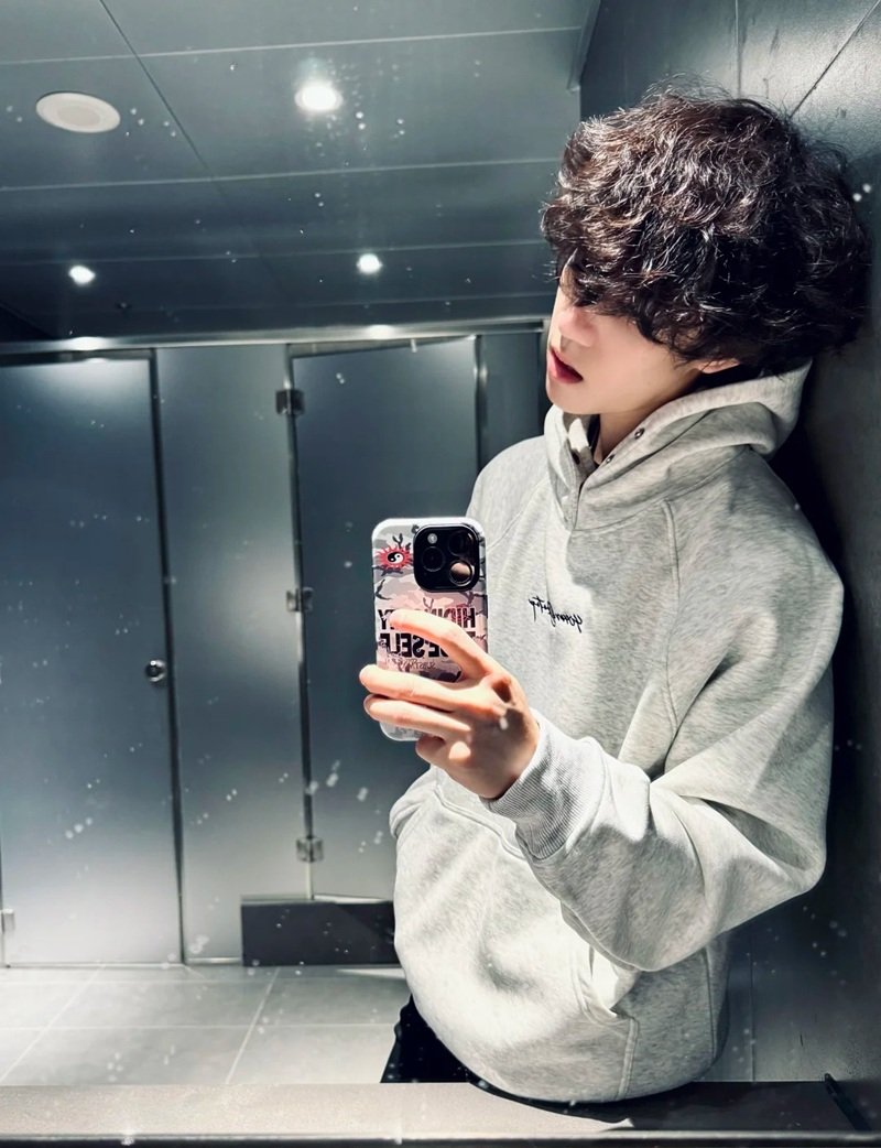 ảnh chụp trước gương 28