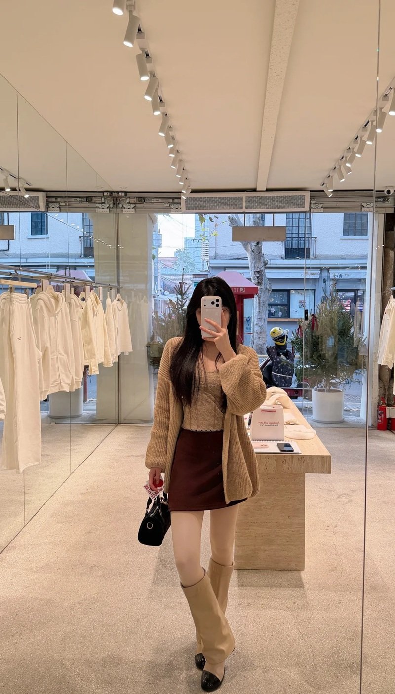 ảnh chụp trước gương 35