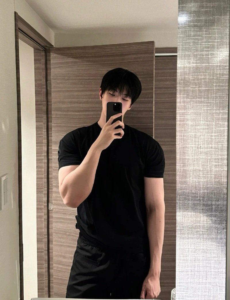 ảnh chụp trước gương 38