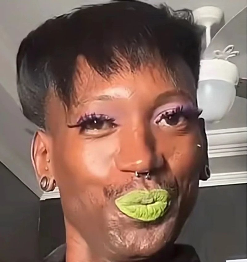 anh da đen meme cười