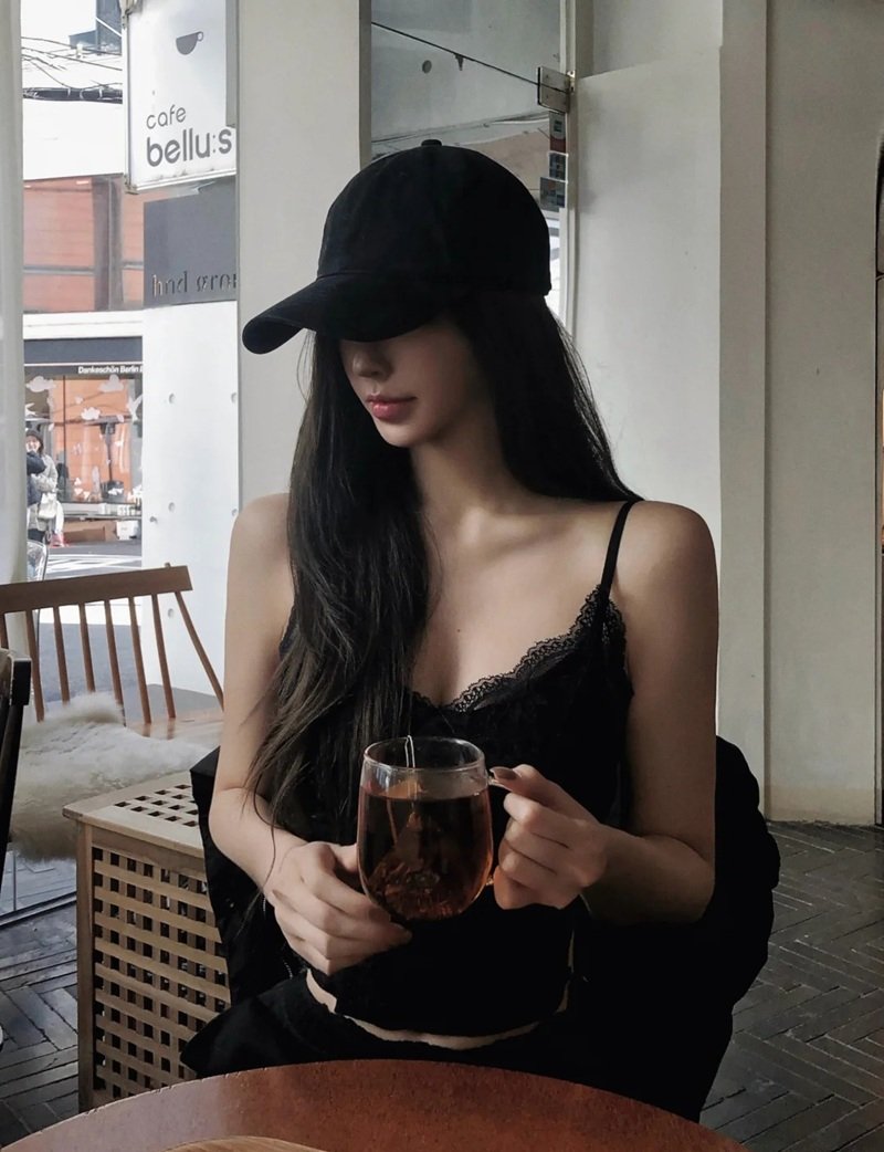 ảnh gái đẹp che mặt 17