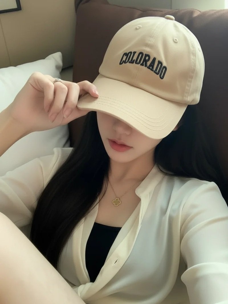 ảnh gái đẹp che mặt 28