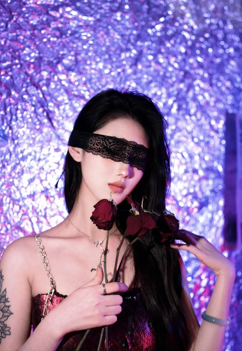 ảnh gái đẹp che mặt 30