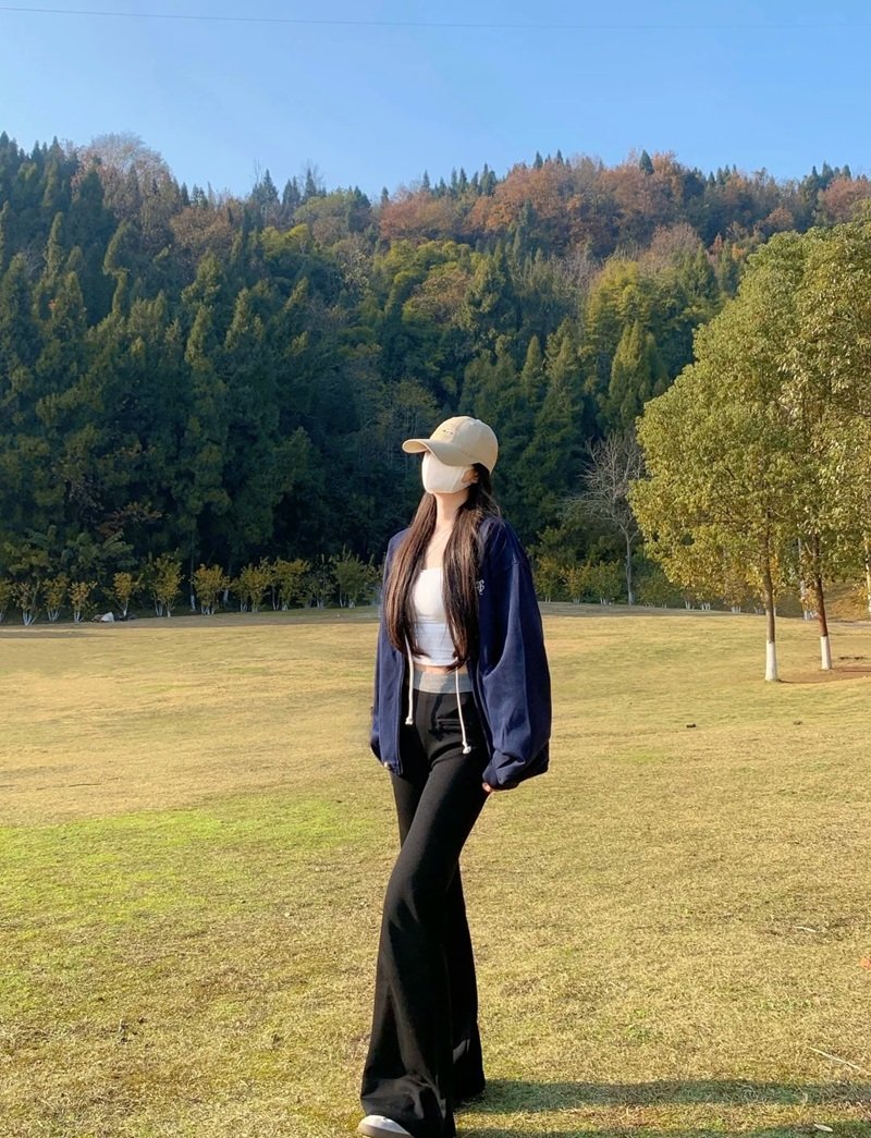 ảnh gái đẹp che mặt 35