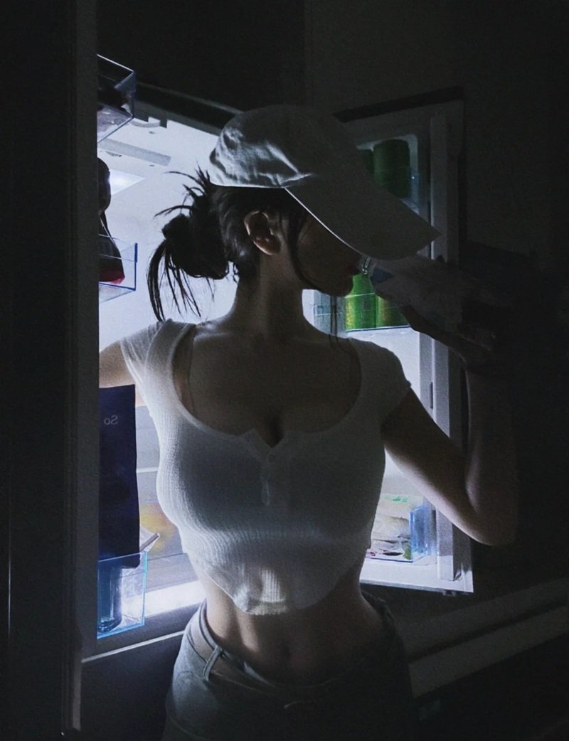 ảnh gái đẹp che mặt 5