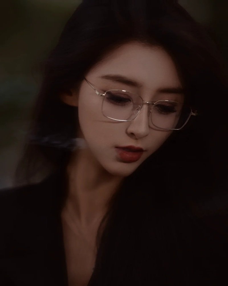 ảnh gái xinh đeo kính​ 14