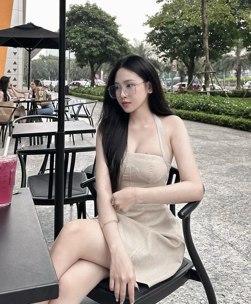 ảnh gái xinh đeo kính​ 21