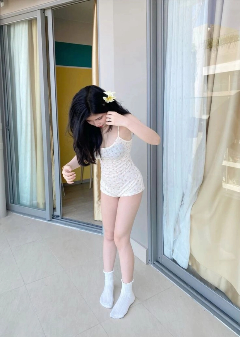 ảnh gái xinh mặc đồ ngủ 8