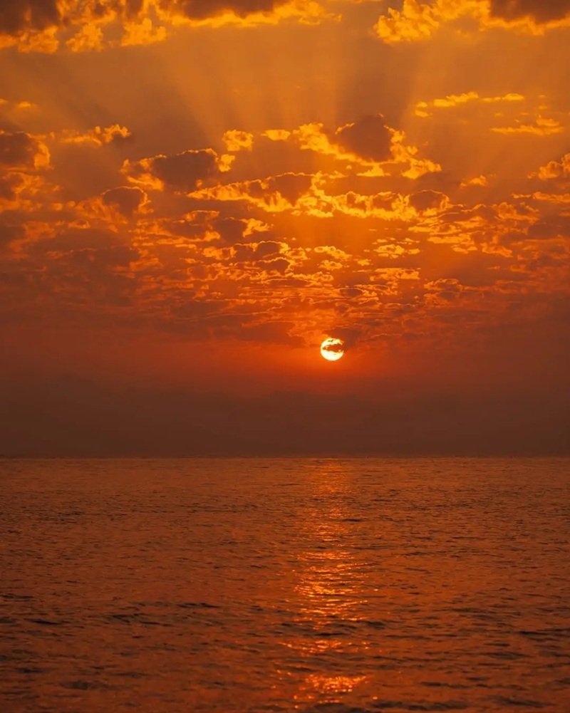 ảnh hoàng hôn đẹp trên biển