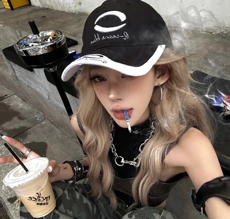 ảnh hút thuốc 2