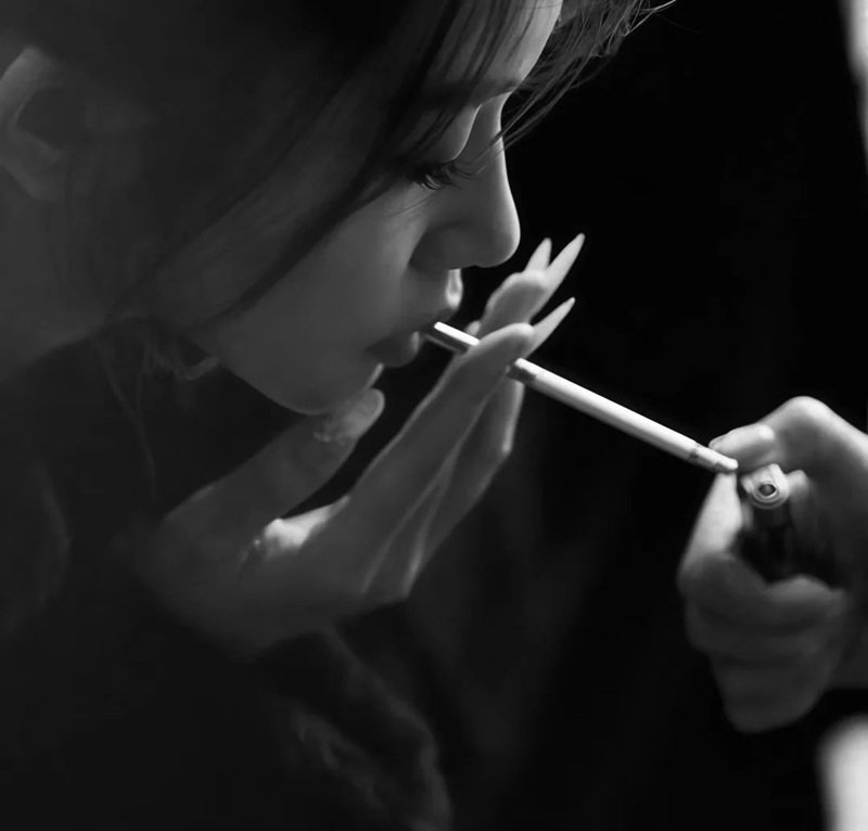 ảnh hút thuốc 28