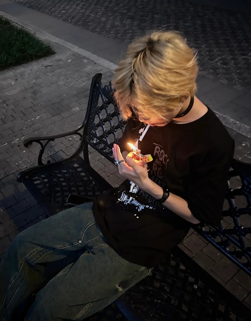 ảnh hút thuốc 33