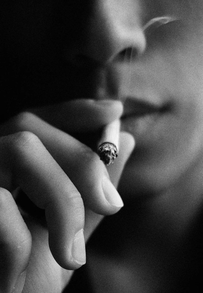 ảnh hút thuốc 36