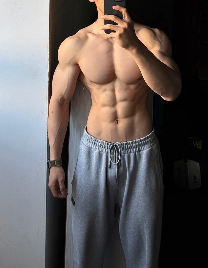 ảnh trai 6 múi 39