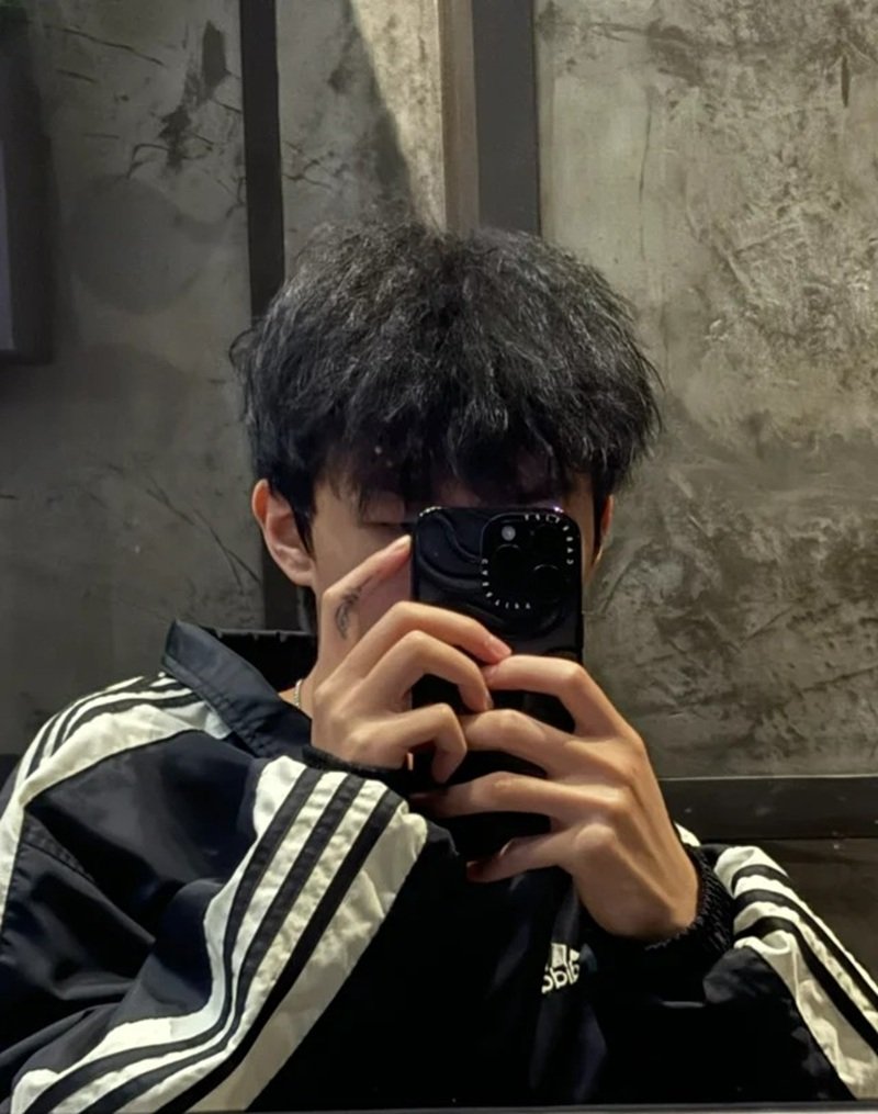 ảnh trai đẹp che mặt 7