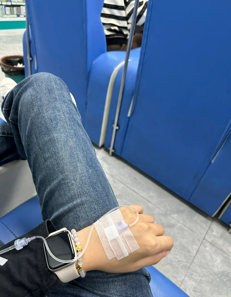 ảnh truyền nước tự chụp nam