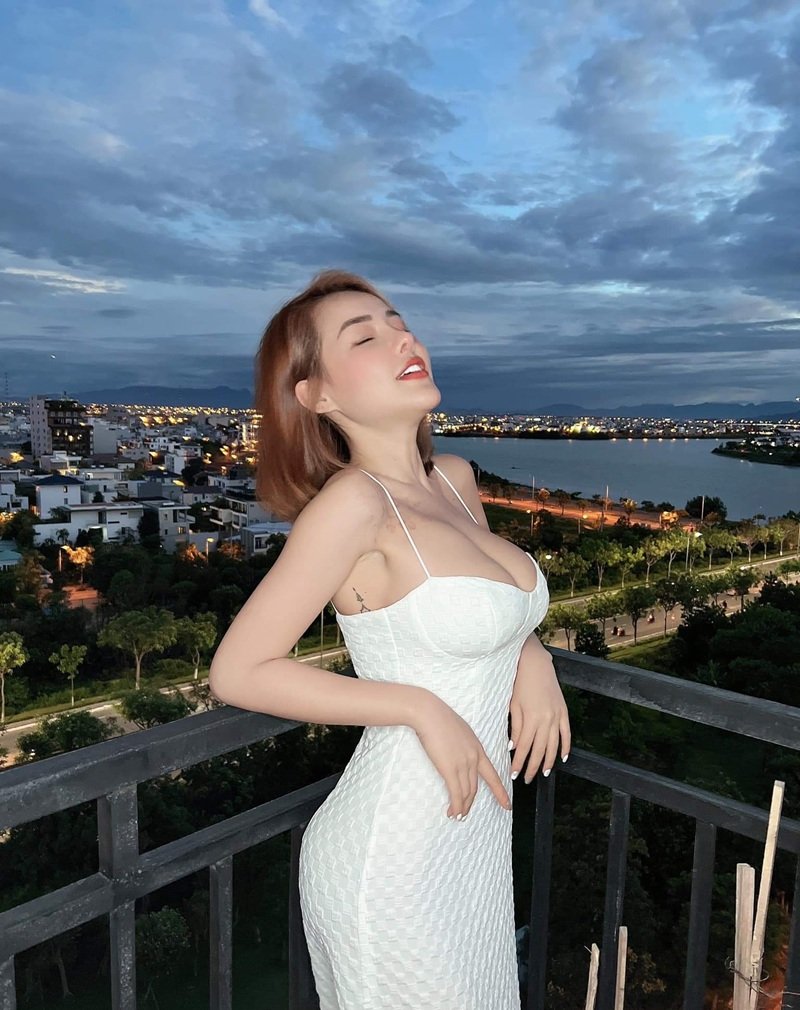 gái xinh mặc váy 3