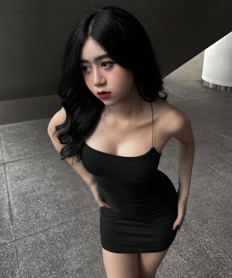 gái xinh mặc váy 41