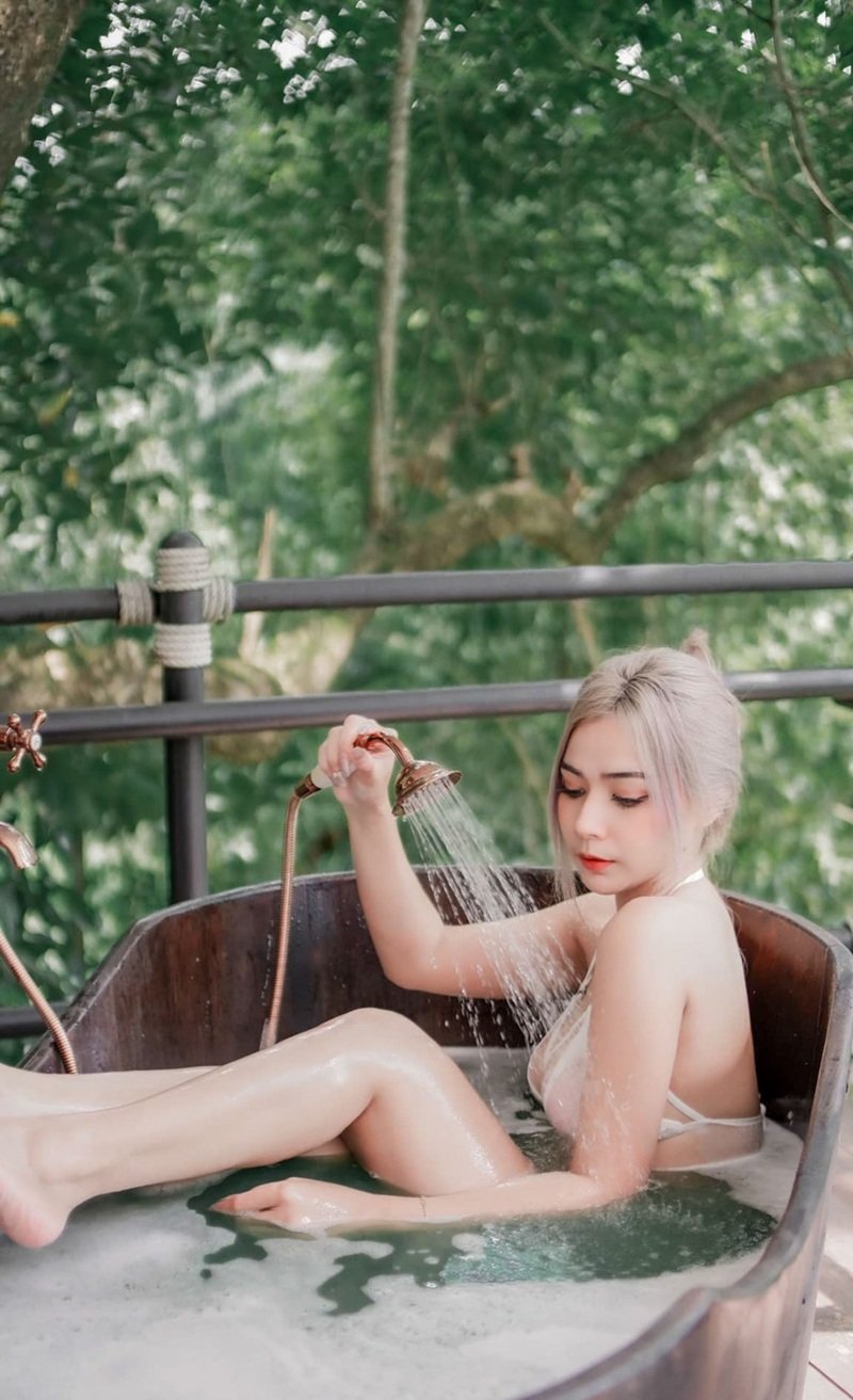 gái xinh nóng bỏng​​ 40