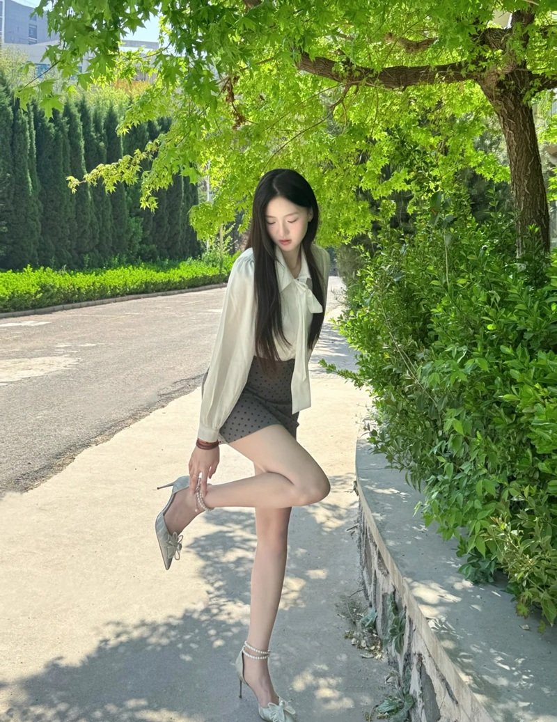 gái xinh tóc dài 1