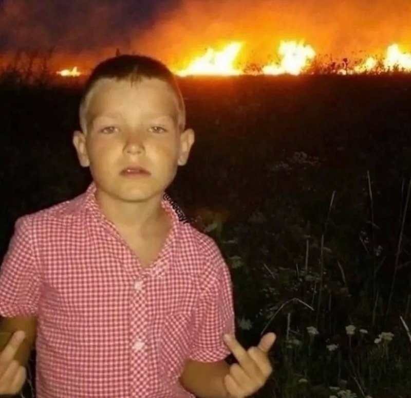 ngón giữa meme 35