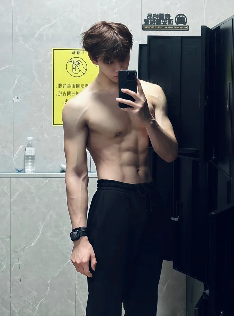 trai đẹp 6 múi 1