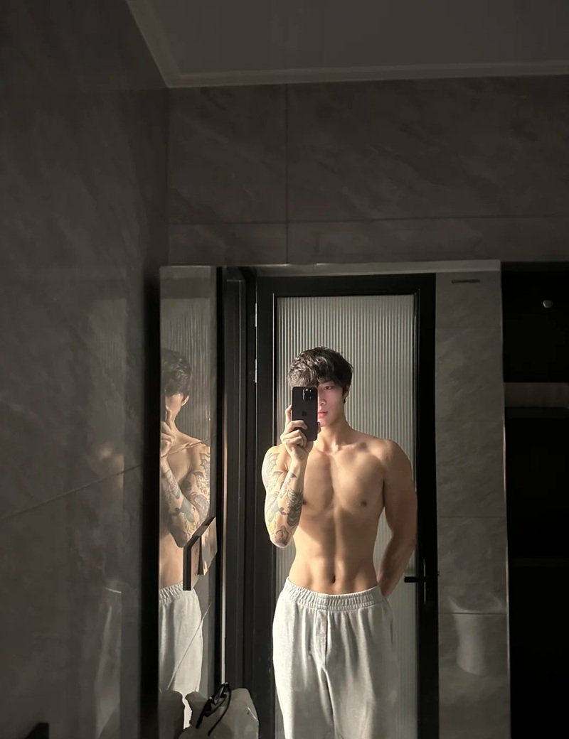 trai đẹp 6 múi 15